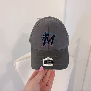 MLB Genuine Merchandise Fan Favorite Florida Miami Marlins baseball hat NEW
